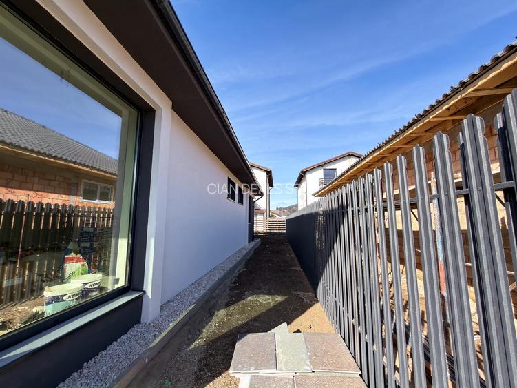 Casa Single Pe Parter Sanpetru Toate Utilitatile - 7