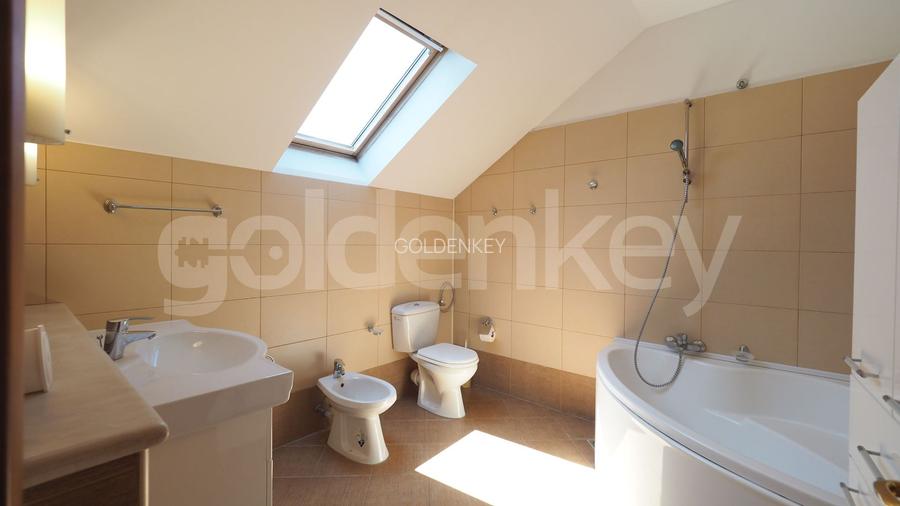 Vilă cu 5 dormitoare | piscina | 550mp gradina | garaj dublu - 11