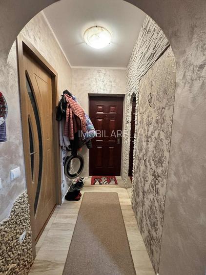 Apartament 3 camere – in spate la primaria Floresti - 2