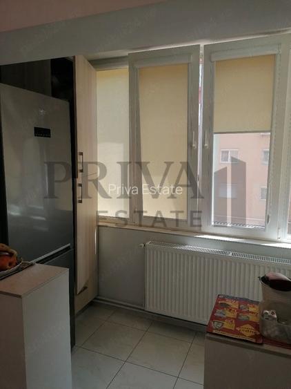 Apartament 3 camere, etaj 2, garaj, Girocului - 7