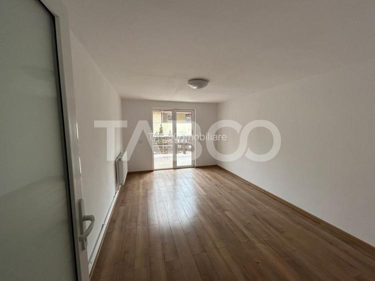 Spatiu birouri cu 6 camere 147 mpu curte libera 260 mp Calea Dumbravii - 11