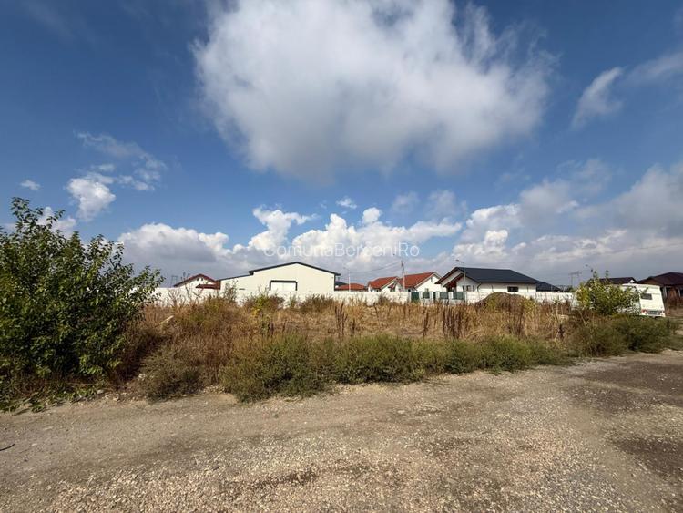 Lot 451mp Intravilan zona Sf.Ana - Berceni | utilitati: curent | #UG3E - 8