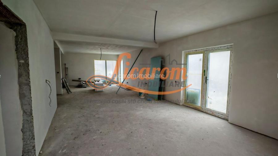 Vila LUX Parter+Etaj(stil mediteranean) in Sanpetru Calea Harmanului - 13