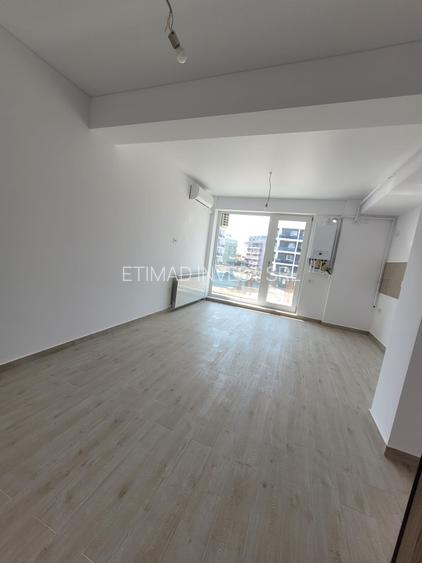 Comision 0% ! 2 camere - resort cu gym, piscina rooftop, spa -71500 Euro - 3