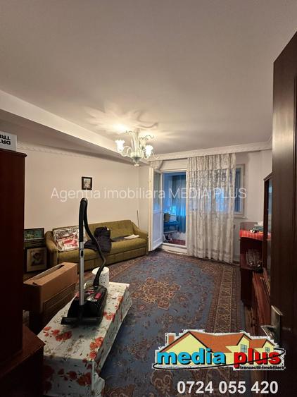 Apartament 2 camere decomandat, etaj 2, două balcoane – Micro 13 - 2