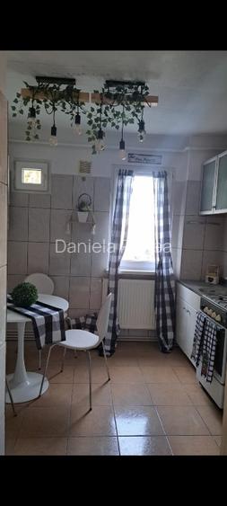 Apartament de inchiriat  - 4