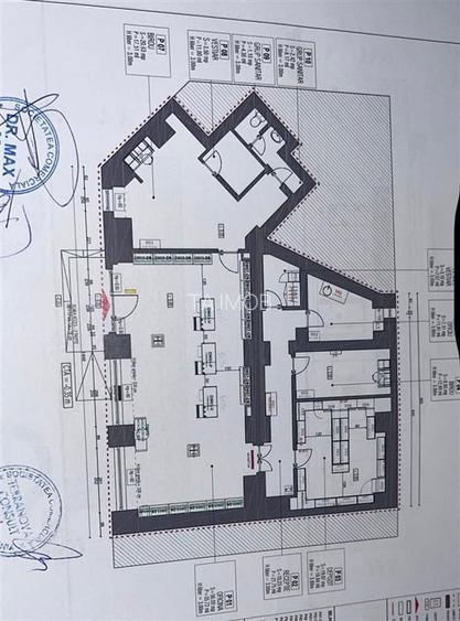 SPATIU COMERCIAL DE ÎNCHIRIAT | DR MAX | PIATA EROILOR - 6