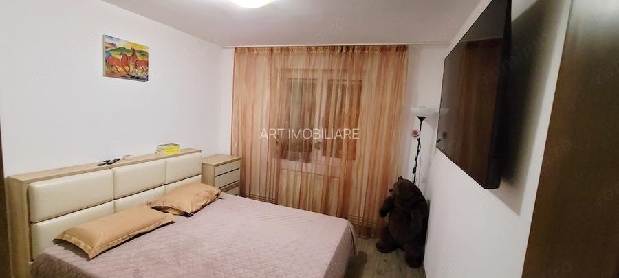 Apartament 3 Camere Dristor cu Centrala Proprie - 2
