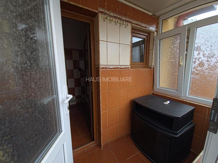 Casa la sol 4 camere zona Trocadero Dacia - 24