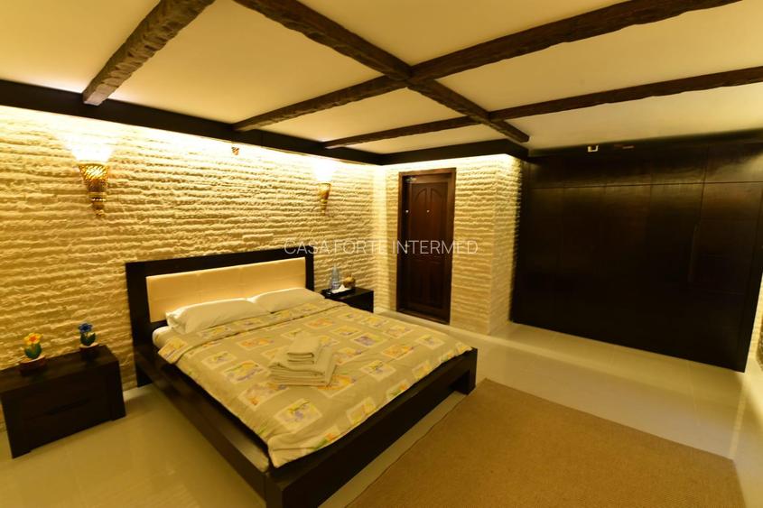 Duplex parter+ demisol, 6 camere  Faleza Nord 1800 euro - 24