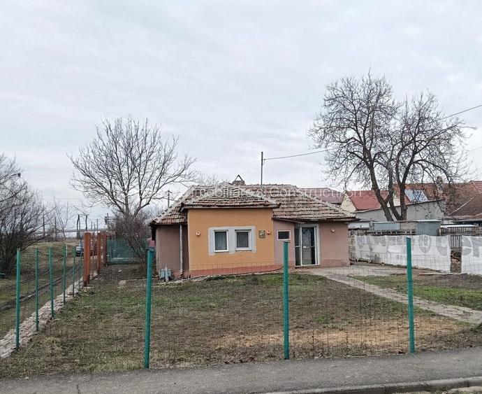 Casa cu teren 403 mp RONAT - 3