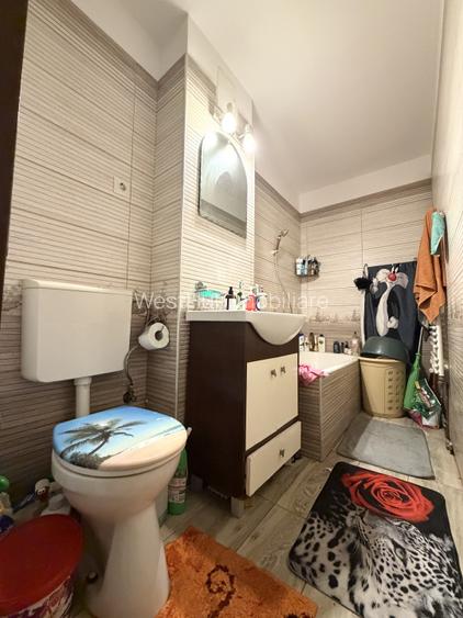 Apartament 3 camere, decomandat, 64mp utili, etaj 3- Piata Doina - 6