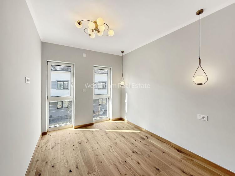 Dezvoltator - Case Premium într-un Cartier Privat. - 4