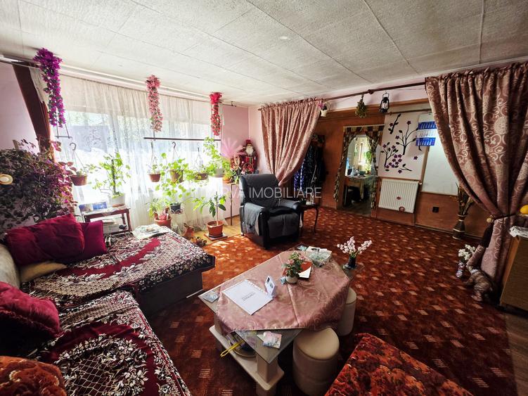 Casă 4 camere, 685 mp teren, renovată 2011 – Mănești, Zalhanaua - 22