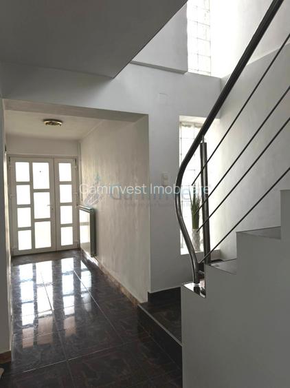 Casa cu 5 camere, singur in curte, cu Garaj zona Iosia, Oradea - 5