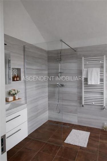 Pensiune/ resedinta, cu 1.000 mp teren, Pestera, Brasov - 10