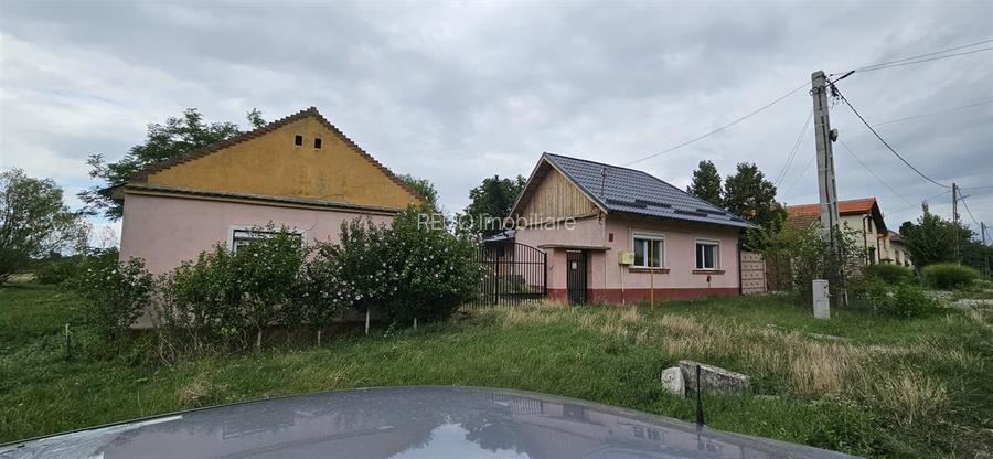 RECO, Casa in Santaul Mare,  Zona Bors, Oradea, teren 850 mp cu toate utilitatil - 2