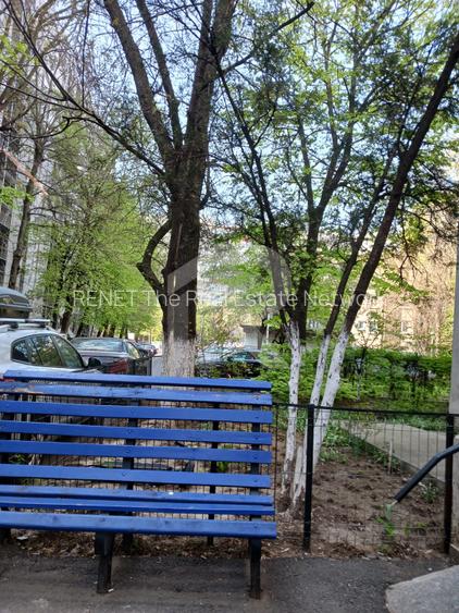 Apartament 2 camere de închiriat – Piața Sudului / Olteniței- 400 Euro - 12