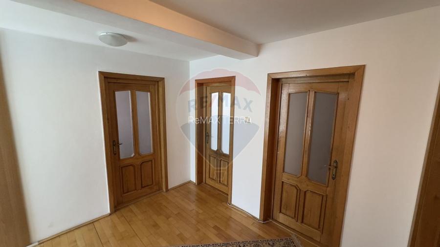 DE VANZARE CASA CU TEREN IN ZONA PREMIUM - 7