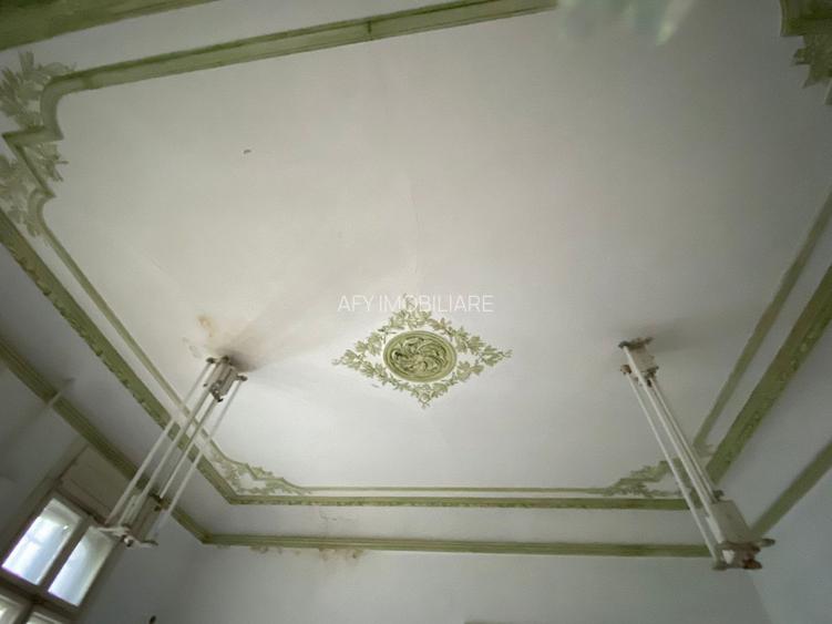 De Vanzare Vila Interbelica, 8-10 Camere, Romana - Zodiac - 5