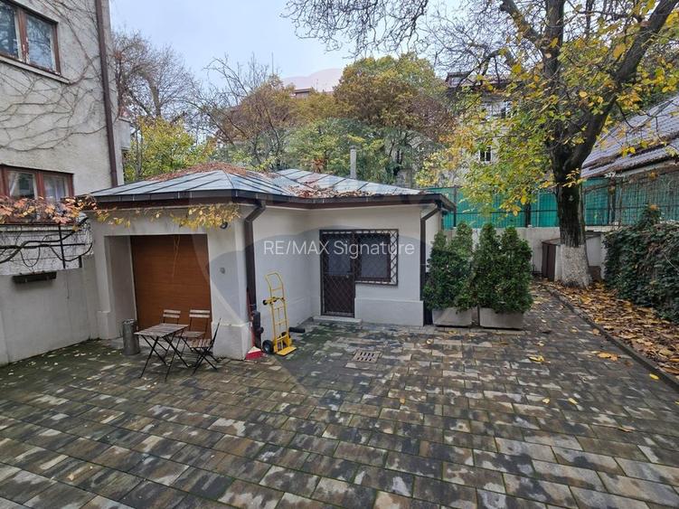 DE INCHIRIAT Apartament 5 camere,-parter, în vila  Kiseleff - 46