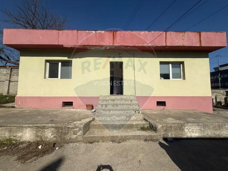 Spațiu comercial de 52mp de închiriat în zona 1 Mai - 2