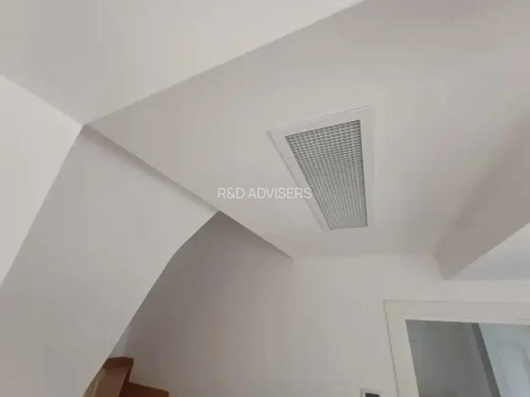 Vilă 5 camere  curte și parcare – 1 Decembrie - 15