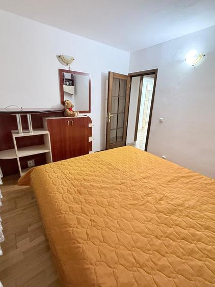 CANTA, MOARA DE FOC, APARTAMENT SPATIOS CU 3 CAMERE, 2 BALCOANE