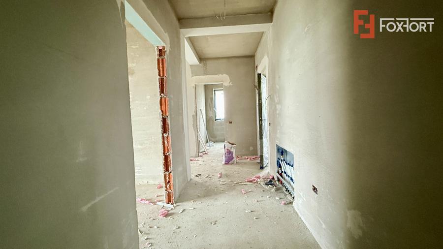 Apartament de vanzare, 3 camere + terasa de 15,62 mp, Drumul Boilor