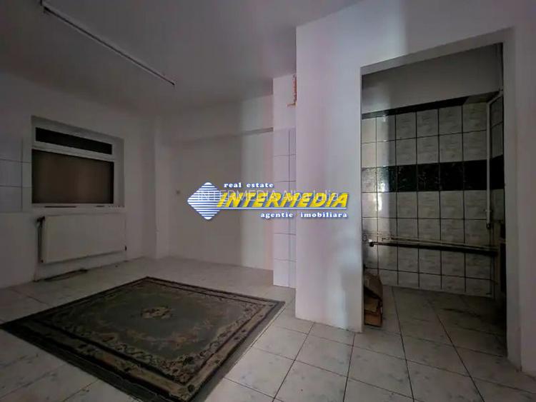 Vanzare Spatiu comercial 140 mp patrati in Cetate Bulevard cu vad foarte bun - 6