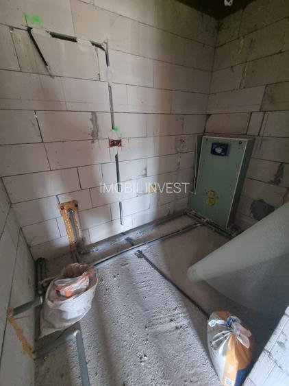 Casă P+E+Subsol– 8 camere, 284 mp utili, 500 mp teren - 4