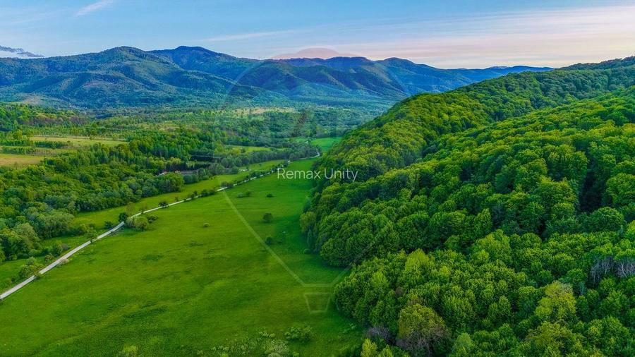 Teren 3.352 mp | Șinca Nouă | Râu | Cadrul natural superb | Comision 0 - 9