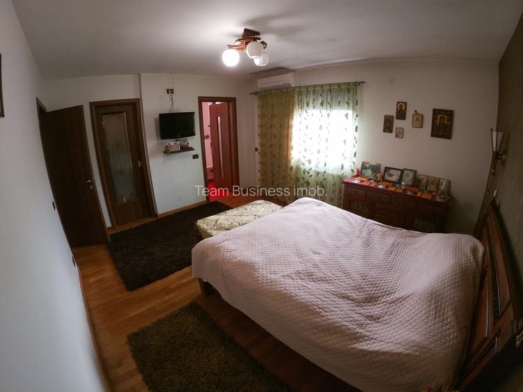 Vila S+P+1+pod vezi video - 33