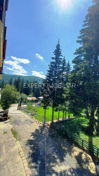 Vanzare pensiune in statiunea  Predeal-Cioplea 15 camere - 3