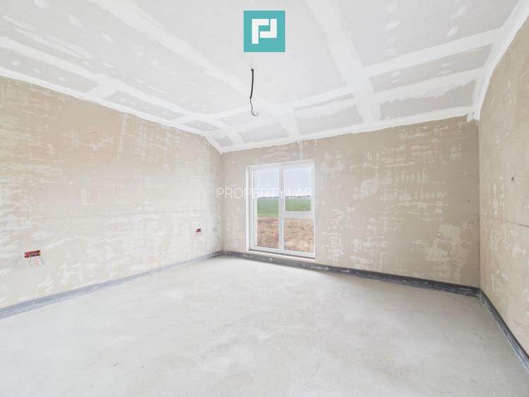 Duplex semi-finisat cu 3 camere, 3 băi în Pișchia - 9