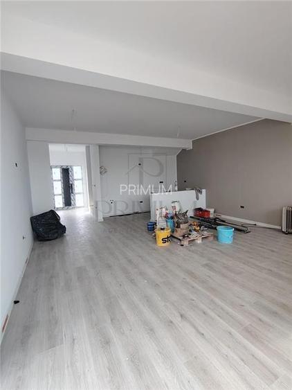 Duplex superb - zona excelenta la 4 benzi - spatii generoase - proiect foarte bi - 11