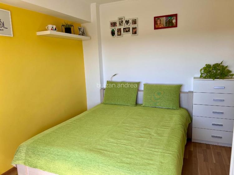 Proprietar vand apartament cu 4 camere - 13