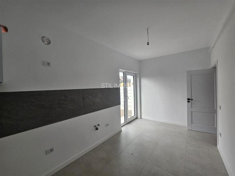 Vila Duplex - Popas Pacurari - Intabulat - Mutare imediata! - 2