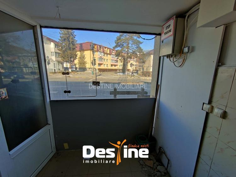 Gura Humorului spatiu comercial 45 mp locatie perfecta cu vad comercial afacere - 8
