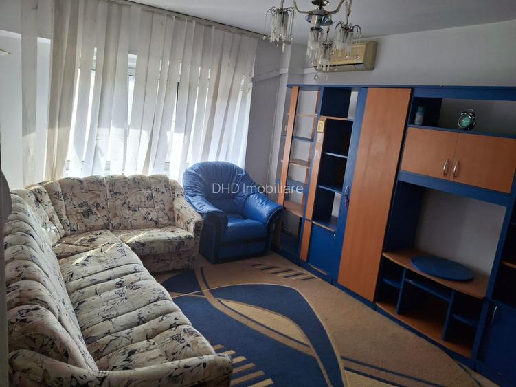 Ap. 3 cam decomandat Păcurari, la bulevard, cu centrală termică, AC - 7