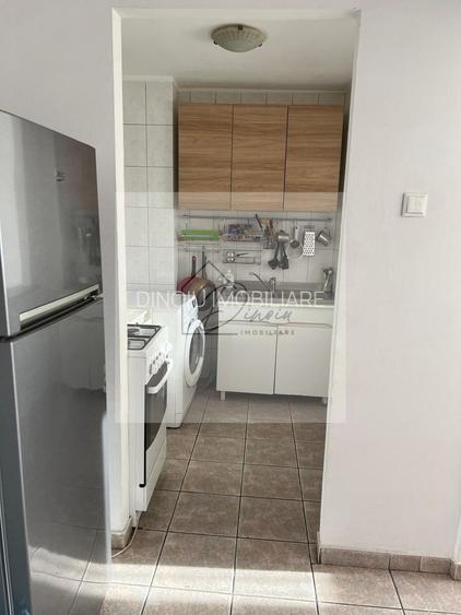 4 camere decomandat Lacul Tei I Liceul Traian I Comision 0% - 9