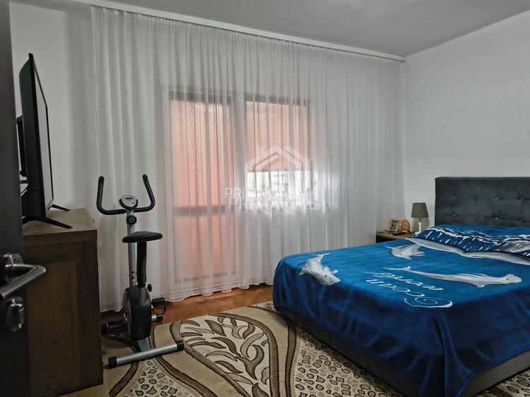 Apartament cu 2 camere ~ zona Parcul Tineretului / Sala Sporturilor ~ etaj 2 - 2