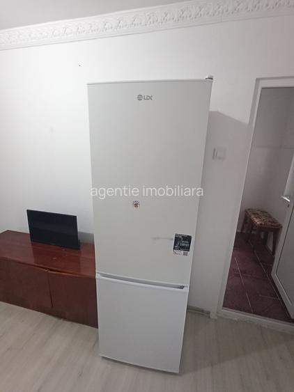 2camere zona școala Nr 8 -I.c Brătianu - 6