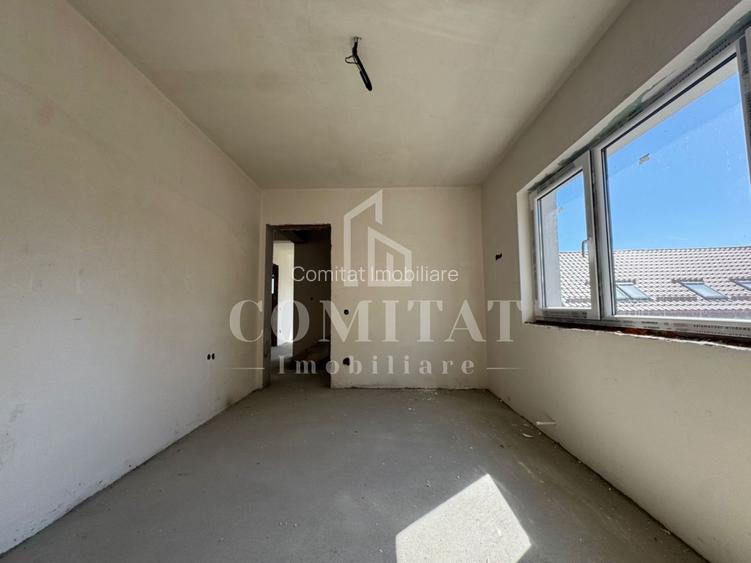 Casă de tip duplex | Stadiu semifinisat | 4 camere | Zona Câmpului - 7