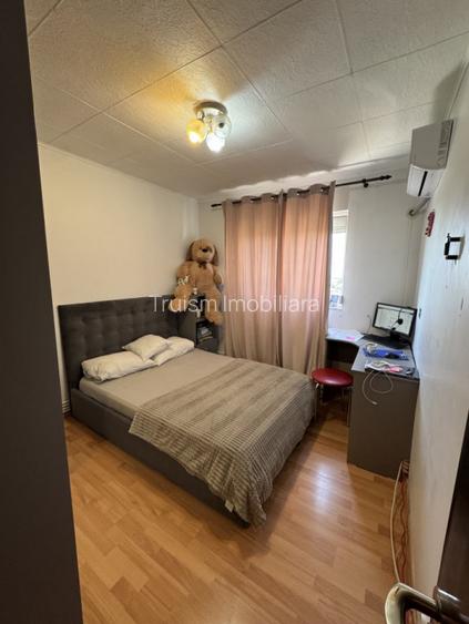 Apartament 2 cam, cf 1 semidec, et 4/4, Valea Calugareasca - 12