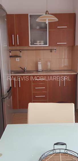 Inchiriere apartament 2 camere cu loc de parcare, 450 euro, Titan - 10