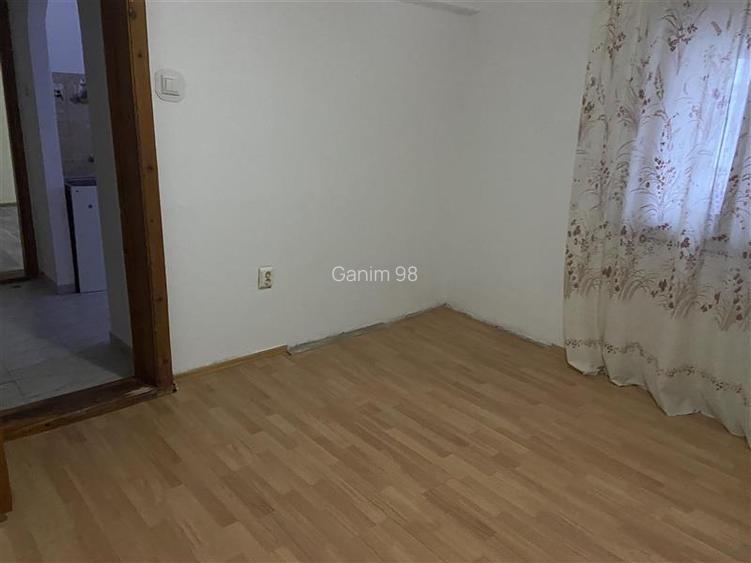 Apartament 2 camere , zona Inspectoratul Scolar , 54 mp , decomandat , liber - 3
