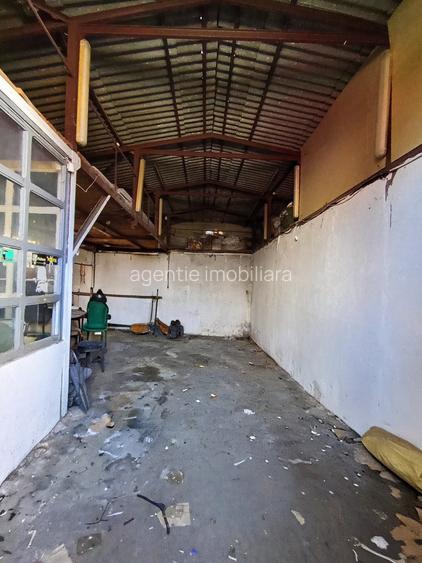 Oportunitate investiție - teren 630 mp - casa 6 camere și hala /depozit - 4