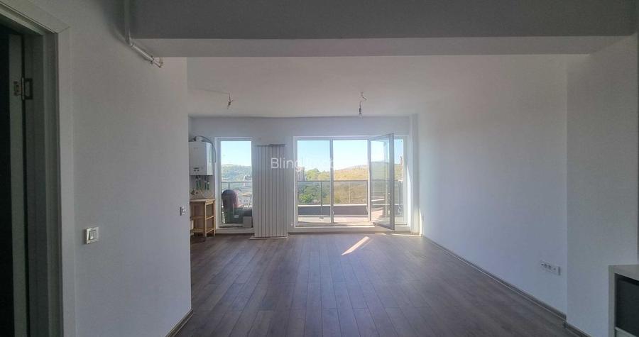 Apartament 1 Cameră, parcare subterană, balcon 8 mp, zona Petrom - 3
