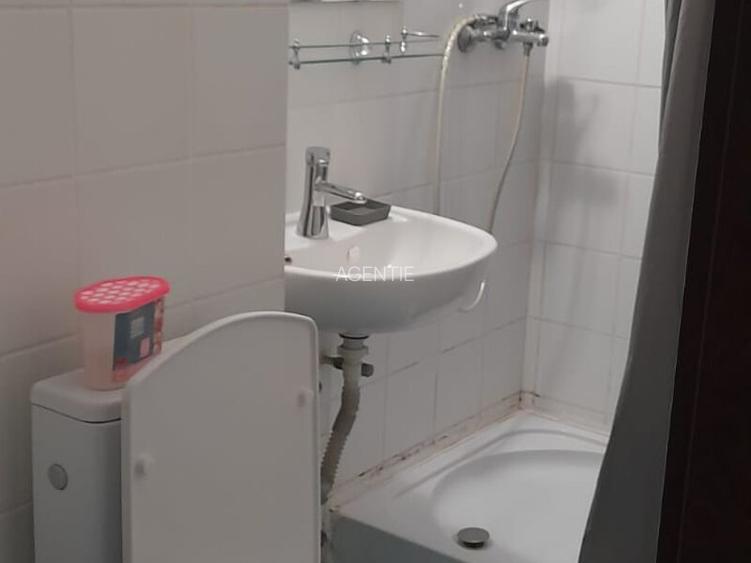 Titan metrou-stradal-vedere parc - 7